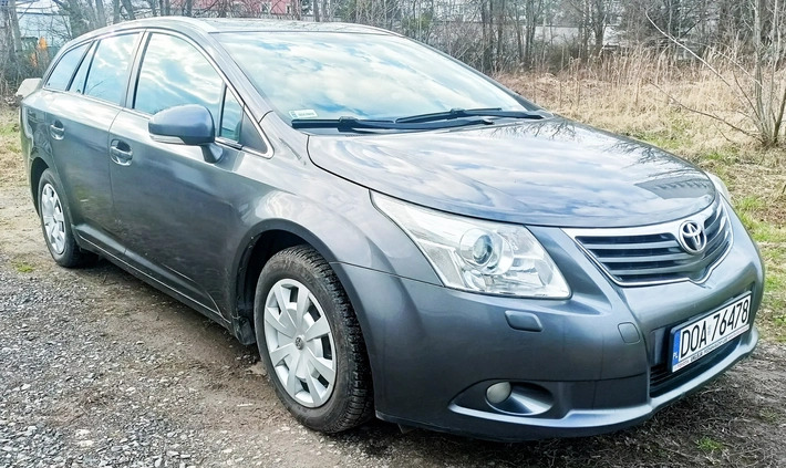 Toyota Avensis cena 19990 przebieg: 324000, rok produkcji 2009 z Oława małe 67